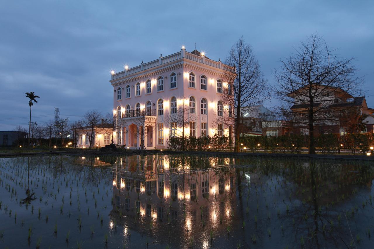Sigma Castle Apartment Yilan Екстериор снимка