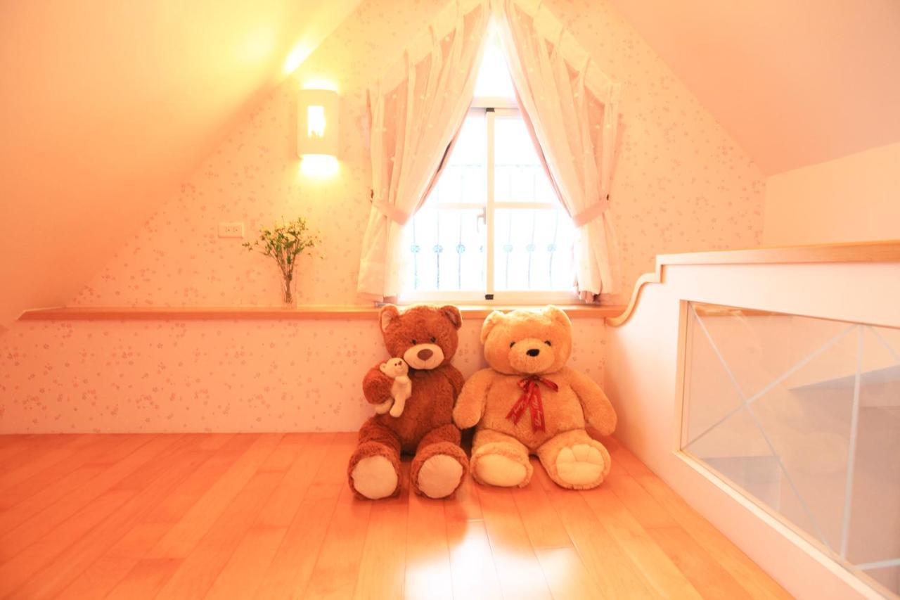 Sigma Castle Apartment Yilan Екстериор снимка